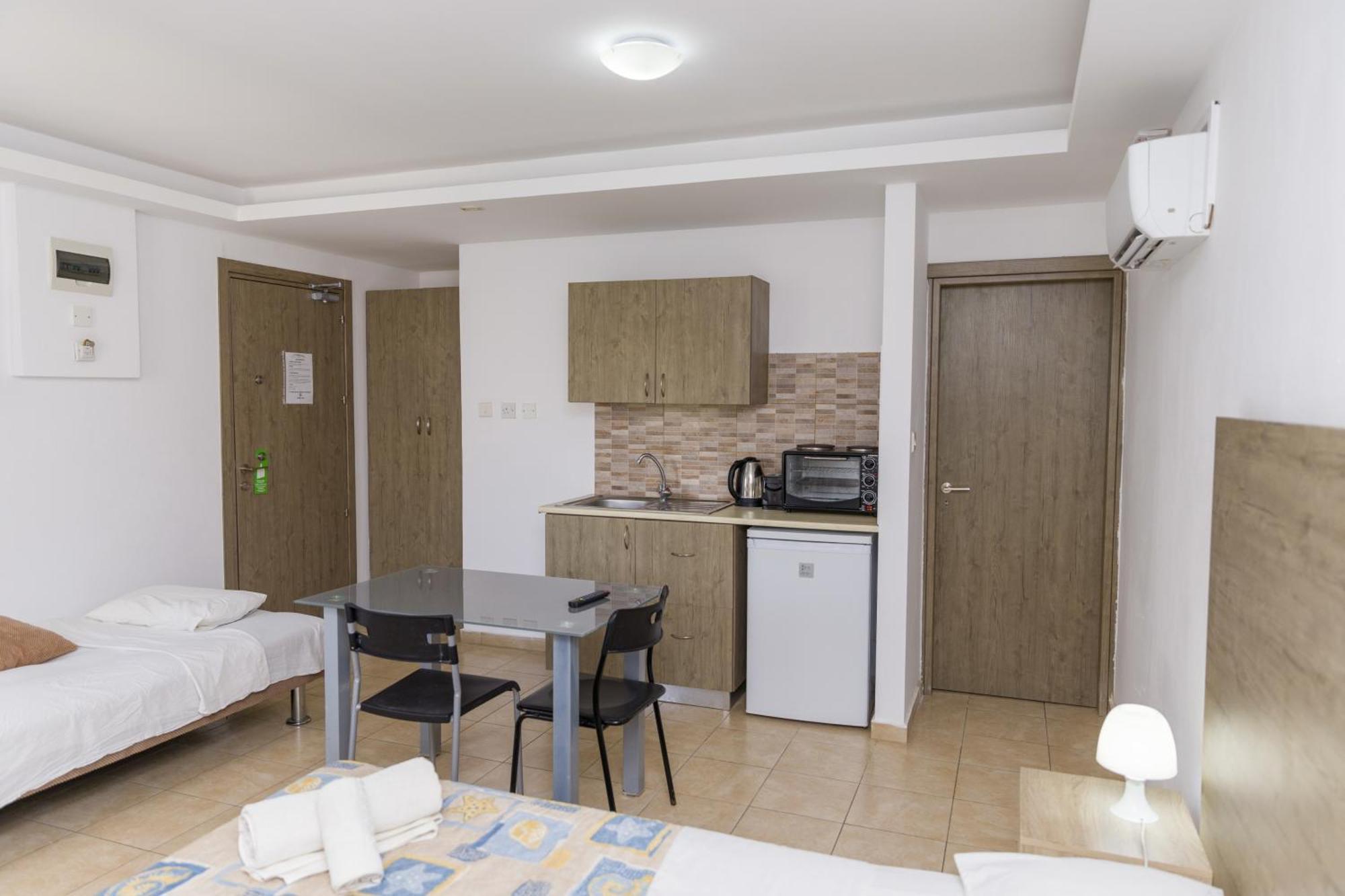 Alecos Hotel Apartments Paphos Luaran gambar