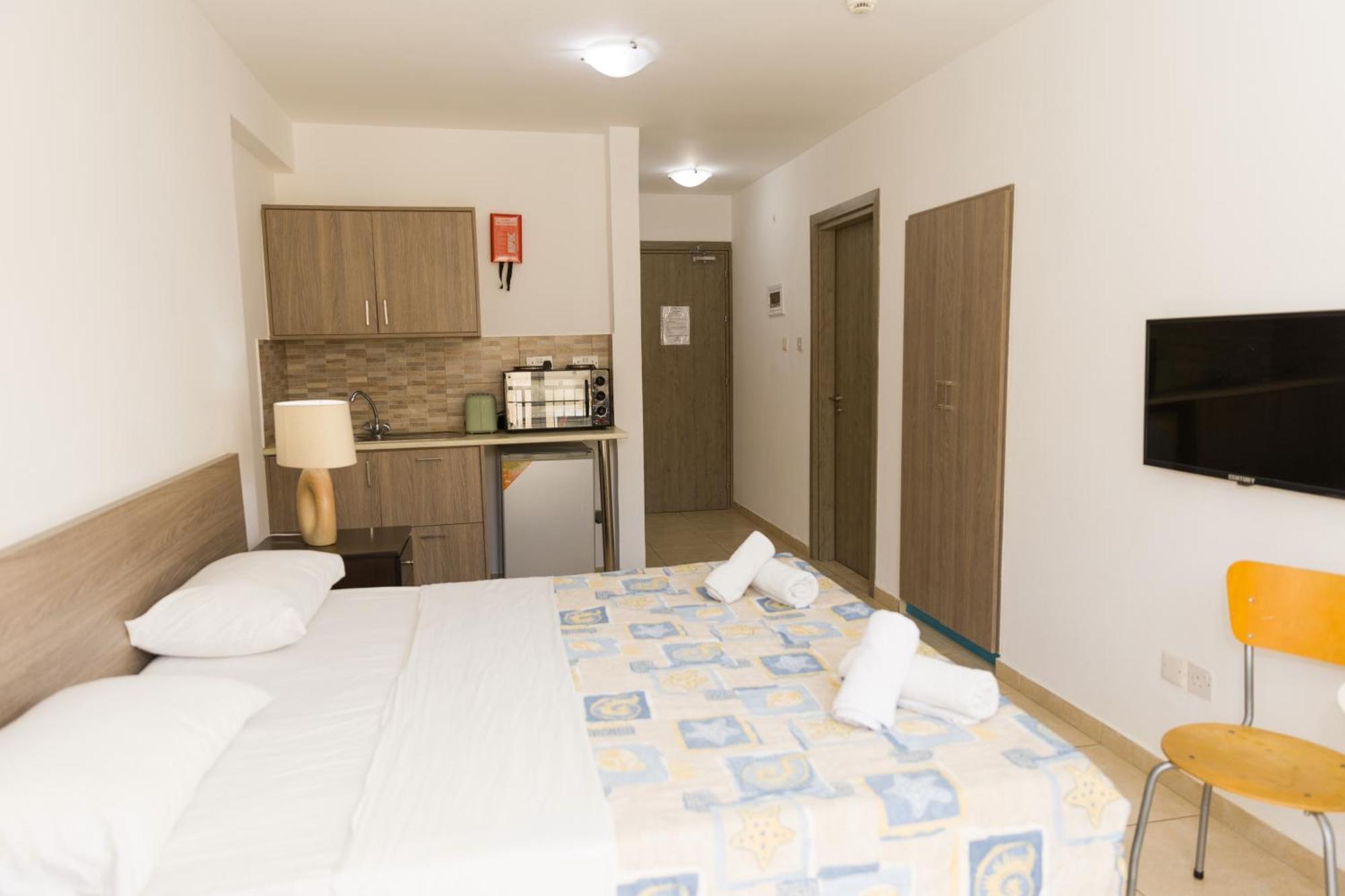 Alecos Hotel Apartments Paphos Luaran gambar